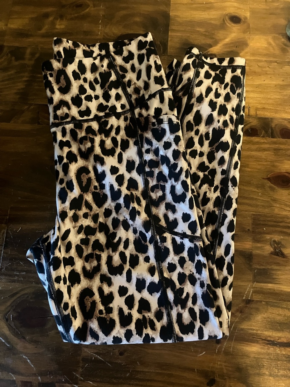 Victoria's Secret Leopard Print Ankle Leggings in Black, Cream, Brown